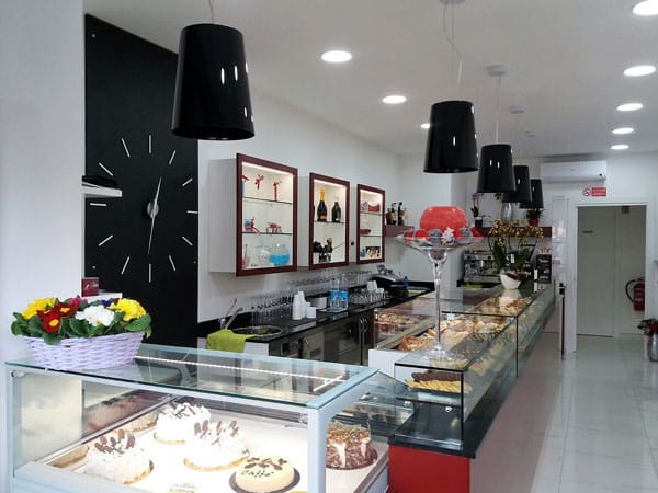 montaggio-mobili-bar-como