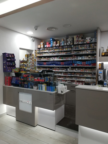 Arredamenti-per-tabaccherie-Como-saronno Arredamenti-per-tabaccherie-Como-saronno