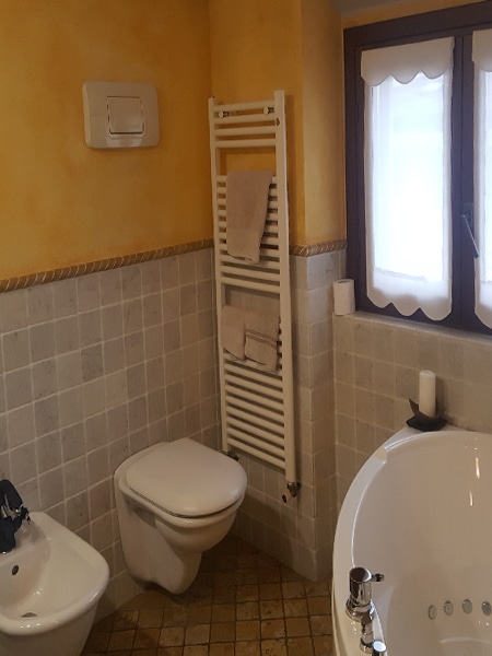 Pensili-specchi-arte-povera-como Pensili-specchi-arte-povera-como