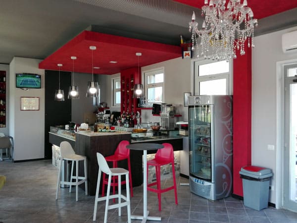 arredamento-bar-moderno-varese arredamento-bar-moderno-varese